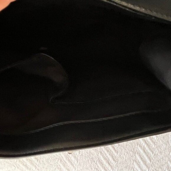 Badgley Mischka Sherp Bag in Black with Gold Hardware and a Working Lock & Key - Picture 8 of 10